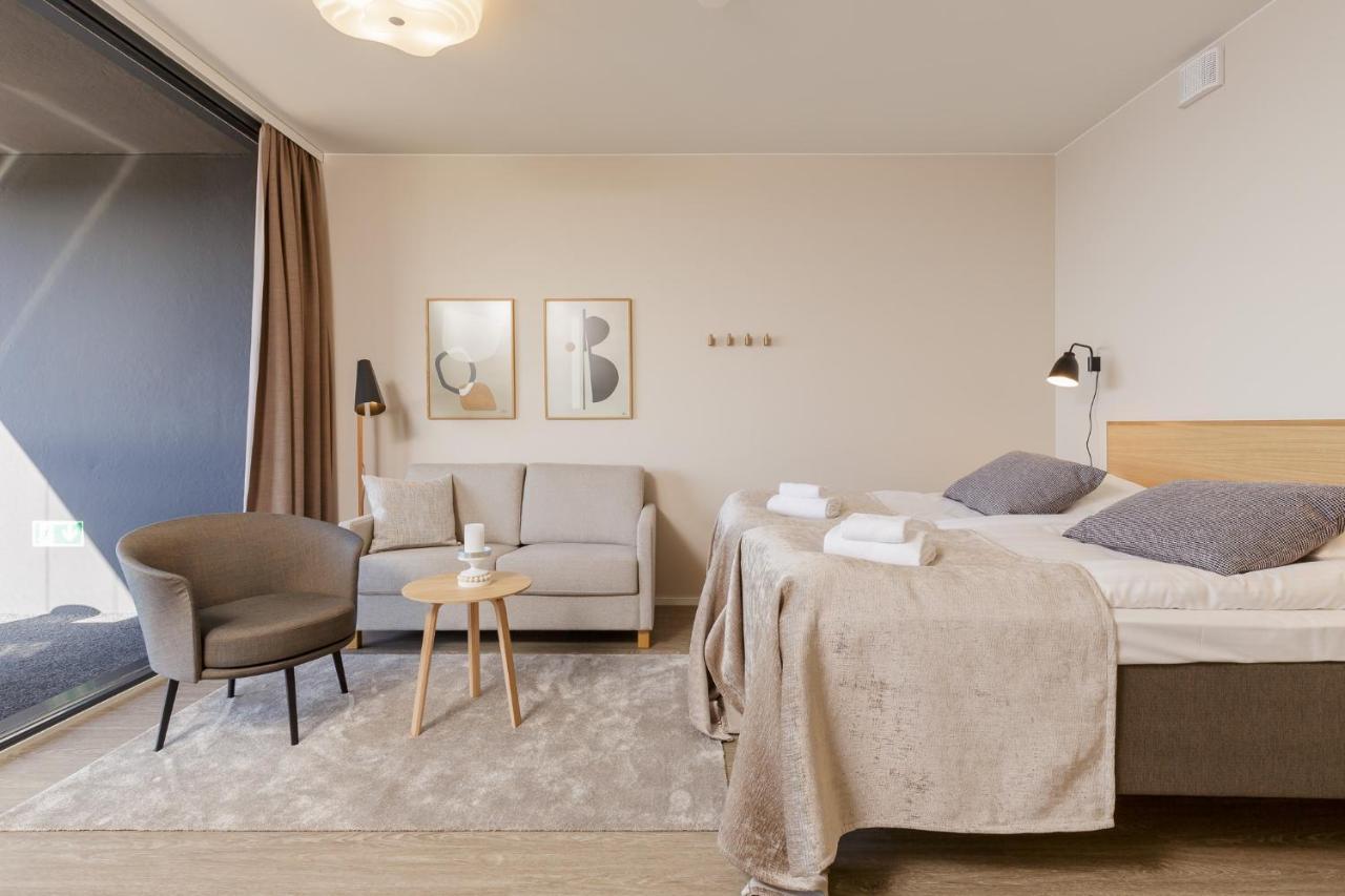Marina Chalets Studios By Hiekka Booking - Sisaeltaeae Liinavaatteet Ja Loppusiivouksen Kalajoki Quarto foto